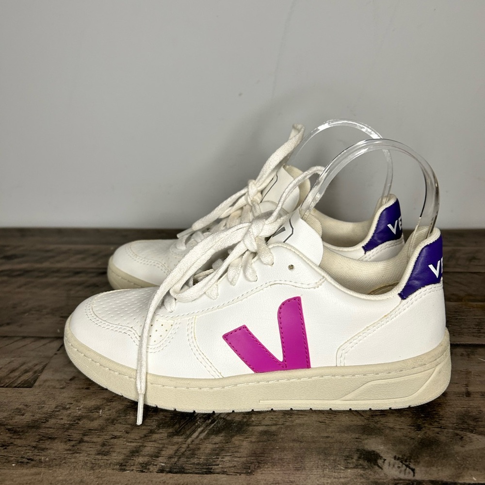 Veja V-10 Leather Sneakers